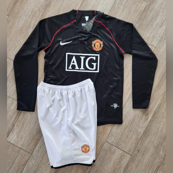 Set Boys Version Retro Team Manchester United Ronaldo#7 Long Sleeve - Picture 2 of 5